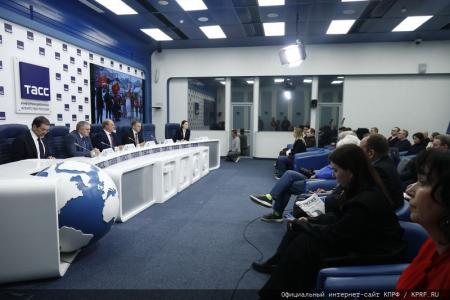 Г.А. Зюганов: Политика «лево руля» давно назрела!