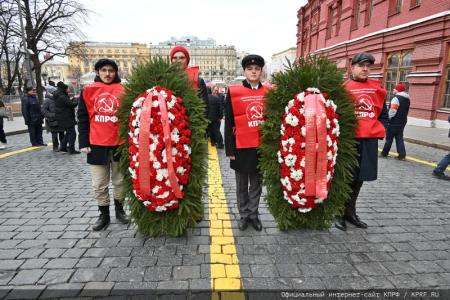 Проявить волю И.В. Сталина и характер великой Советской эпохи!