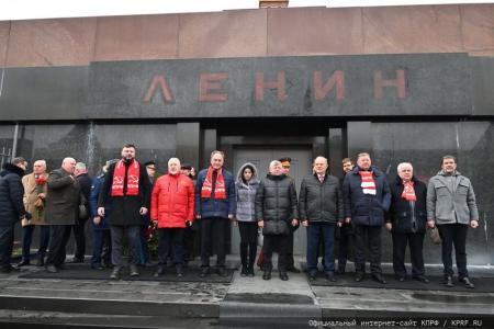 Проявить волю И.В. Сталина и характер великой Советской эпохи!