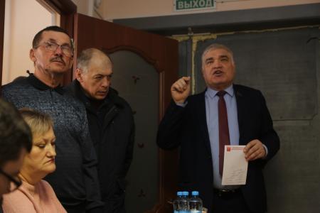 Омская область. Андрей Алехин встретился с жителями поселка Нововаршавка