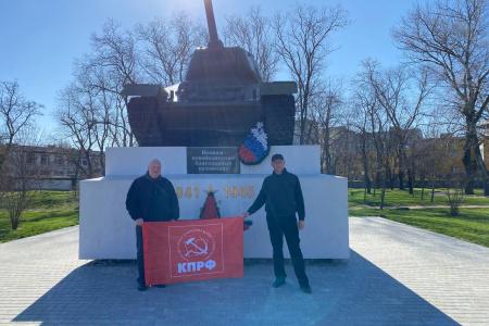 Коммунисты Херсонщины поддержали антифашистскую эстафету и приняли участие в патриотическом марше-автопробеге «Наша Великая Победа», посвященном 80-летию Победы