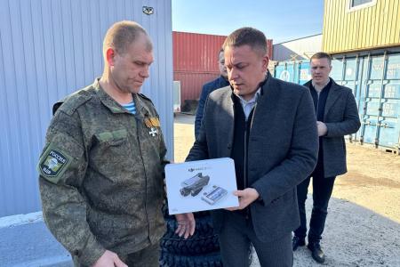 Ульяновские коммунисты передали гуманитарную помощь бойцам на донецкое направление