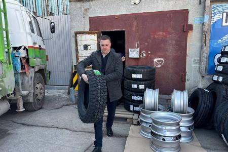 Ульяновские коммунисты передали гуманитарную помощь бойцам на донецкое направление