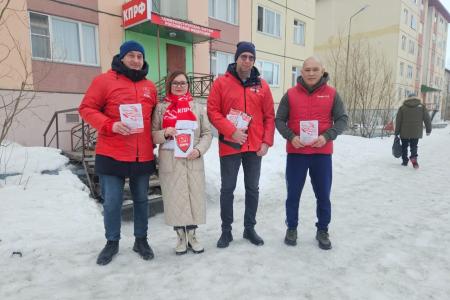 На Ямале продолжается опрос жителей в рамках Народного референдума КПРФ