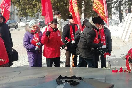 В Еврейской автономной области почтили память И.В. Сталина