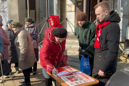 Костромские коммунисты провели диалог с жителями: Референдум, проблемы двора и вой собак из СИЗО