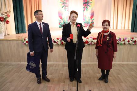 Лидер волгоградских коммунистов Тамара Головачева провела встречу с поколением «Детей войны»