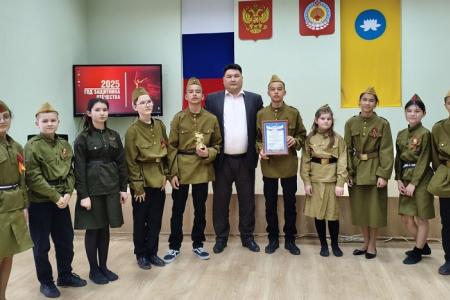 Заместитель Председателя парламента Калмыкии Николай Нуров поздравил яшалтинцев с началом Победного Марша