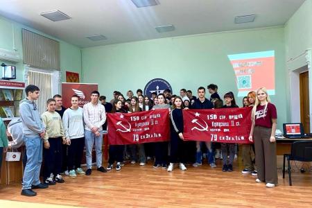 Ставропольский край. Знамя Победы в руках молодых