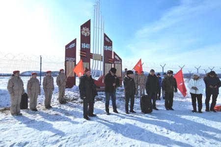 Знамя Победы алеет на Полюсе холода.  Марш-эстафета «Наша Великая Победа» в Якутии