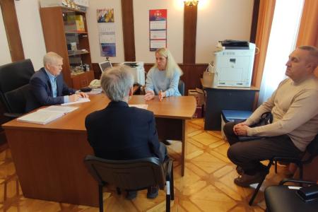В Санкт-Петербурге депутат Госдумы Сергей Пантелеев провел личный прием избирателей