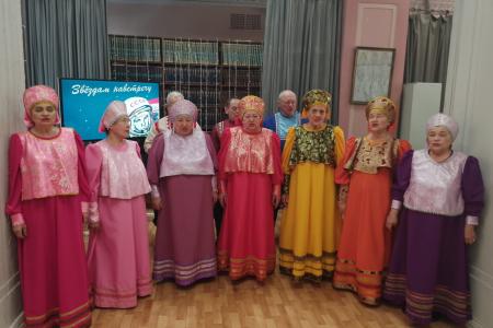 Подмосковные коммунисты: Гагарин – первый  в космосе, мы – в труде!