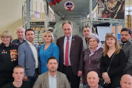 Первый секретарь Московского обкома КПРФ Николай Васильев посетил Звездный городок