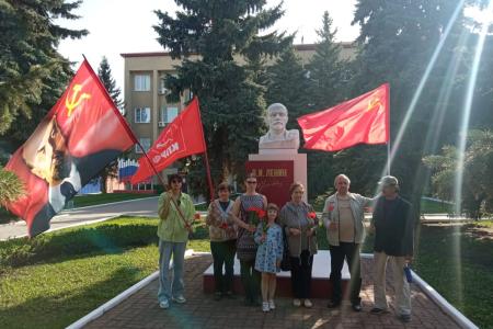Память о Ленине священна на Тамбовщине