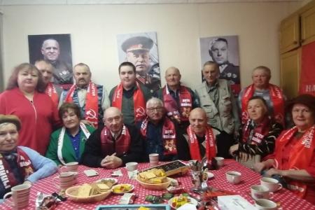 Подмосковные коммунисты: Жители региона ЗА Народный референдум КПРФ! ЗА социальную справедливость!