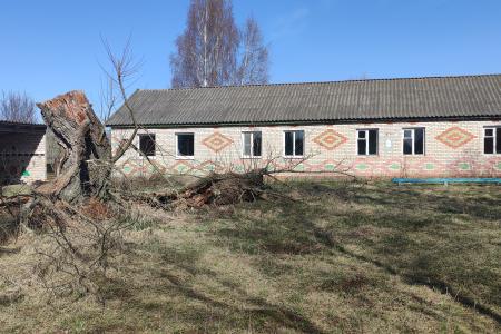 Вопрос с выселением сельского ДК будет на контроле у первого секретаря Новгородского обкома КПРФ