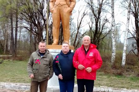 Новгородская область. КПРФ достойно отметила 155-летию Великого Ленина
