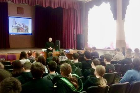 Тульский обком КПРФ продолжает проводить патриотические уроки для подрастающего поколения