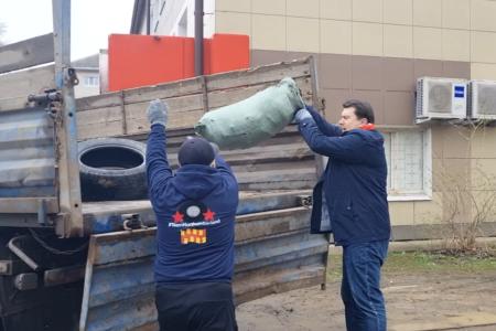 Олег Лебедев организовал Ленинский субботник в Великом Новгороде