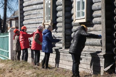Тверской обком КПРФ провел субботник, приуроченный к 85-летию музея Михаила Ивановича Калинина