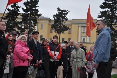 Коммунисты города трех революций почтили память Владимира Ильича Ленина