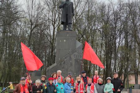 Новгородская область. КПРФ достойно отметила 155-летию Великого Ленина