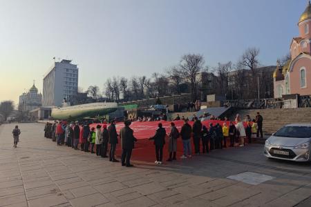 В рамках общероссийского марша «Наша Великая Победа» Знамя Победы прибыло во Владивосток