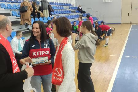 Футболистки «Энергия – КПРФ» завоевали первое место чемпионата Новгородской области
