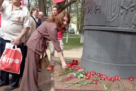 В Калуге отметили 155-летие В.И. Ленина