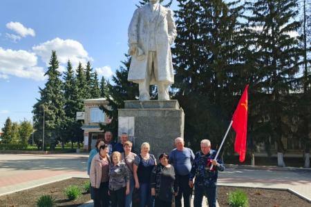Коммунисты Пензенской области почтили память В.И. Ленина в день его 155-летия