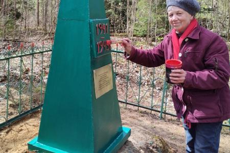 Новгородская область. Коммунисты приводят в порядок воинские мемориалы