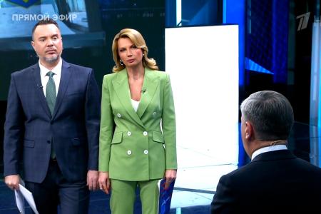 Дмитрий Новиков на Первом канале о том, как игры Трампа вокруг Украины и Ирана выдают желание США грабить других
