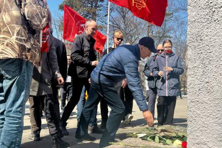Коммунисты Сахалина отметили День космонавтики