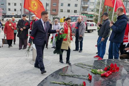 Калининградские коммунисты отметили 155-летие со дня рождения В.И. Ленина