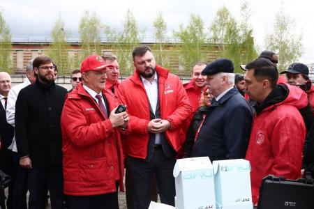 Вырвать с корнем фашизм и бандеровщину на Украине! Коммунисты из Москвы приняли активное участие в отправке гуманитарного груза на Донбасс