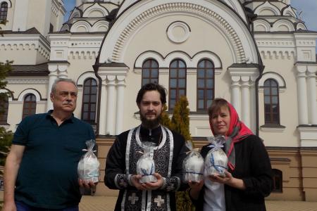 В Воронеже военнослужащих части ПВО поздравили с профессиональным праздником и Пасхой