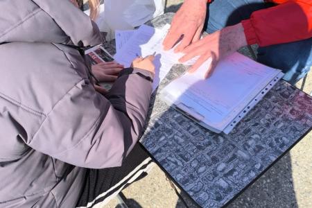 Пермский край. КПРФ на уличных пикетах и в общественных приемных ведет сбор гуманитарных грузов для СВО и реализует общепартийный проект «Народный Референдум»