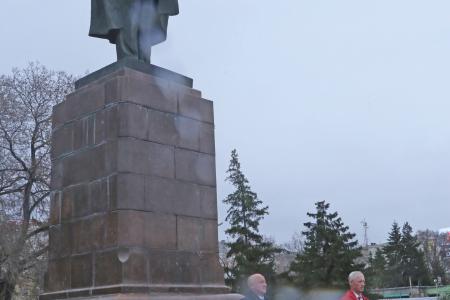 В Омской области прошли торжественные мероприятия в честь 155-й годовщины со дня рождения В.И. Ленина