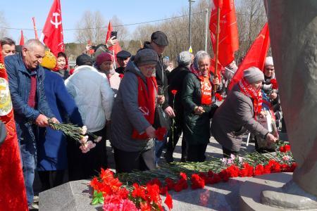 Тюменская область. Торжественный митинг в Тобольске: 155 лет В.И. Ленину и возрождение исторической памяти