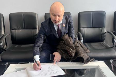 Делегация КПРФ во главе с К.К. Тайсаевым и А.А. Ющенко продолжает работу в Корейской Народно-Демократической Республике