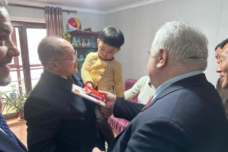 Делегация КПРФ во главе с К.К. Тайсаевым и А.А. Ющенко продолжает работу в Корейской Народно-Демократической Республике