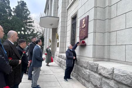 Делегация КПРФ во главе с К.К. Тайсаевым и А.А. Ющенко продолжает работу в Корейской Народно-Демократической Республике