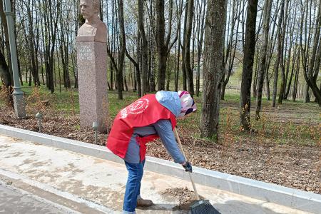 Рейд чистоты на мемориале «Красная Талка» в Иванове