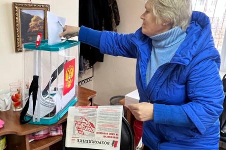 Депутат Алексей Корниенко встречается с жителями центральных районов Сахалина