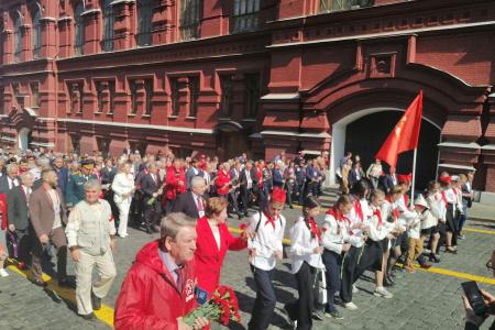 КПРФ и сторонники нашей партии отметили в Москве 155-летие со дня рождения В.И. Ленина