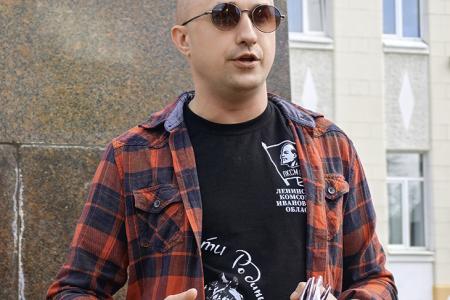 Торжественное возложение цветов к памятнику В.И. Ленину в Иванове в честь 155-летия со дня его рождения
