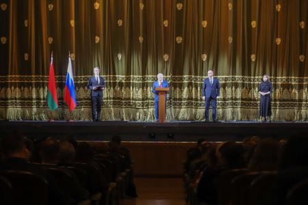 Иван Мельников принял участие в праздничном мероприятии в честь Дня единения народов Беларуси и России