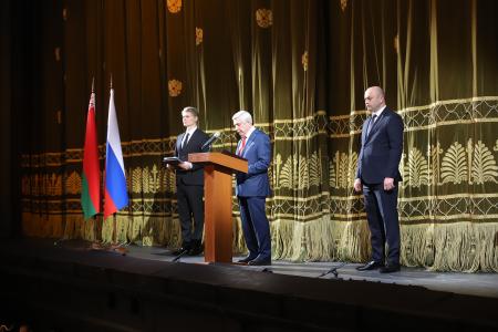 Иван Мельников принял участие в праздничном мероприятии в честь Дня единения народов Беларуси и России