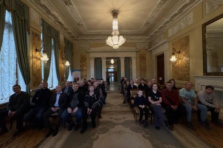 Ленинградский обком КПРФ: Ленинская теория - наш ориентир на пути к построению социализма!
