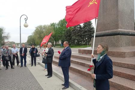 Коммунисты Астраханской области достойно отметили день рождения В.И. Ленина